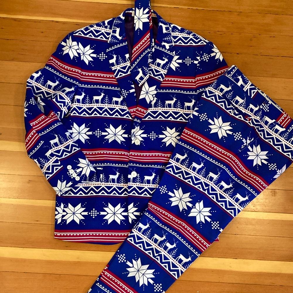 Opposuits set